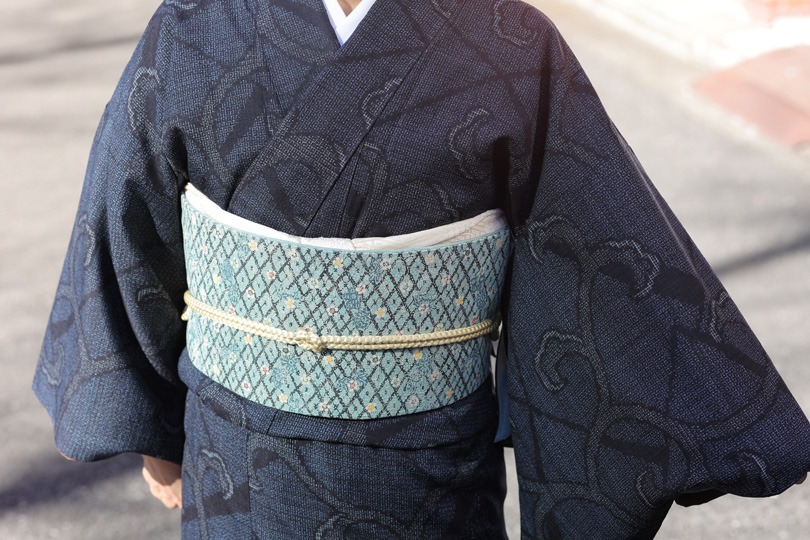 新品 浜ちりめん 正絹 琉球 マングローブ染糸使用 色無地 伝統的工芸品 着物期間は40日〜50日程度