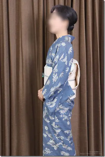 夏の着物スタイルを彩る！ ガラスの帯留めと三分紐の魅力 – きものを着