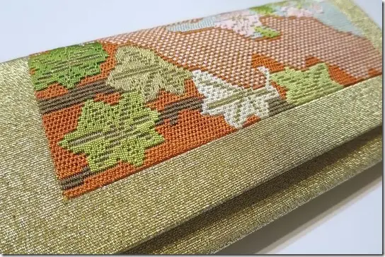 メルカリで購入した竹屋町刺繍の付下げに空想の花の唐織帯 – きものを